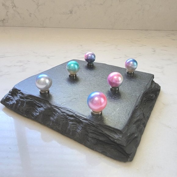 Mermaid Ombre Pearl Magnet Set - Classy & Elegant Fridge Magnets - Picture 9 of 9